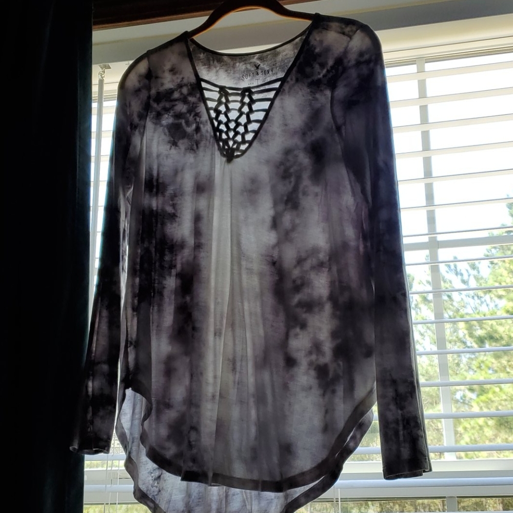 American Eagle long sleeve tee